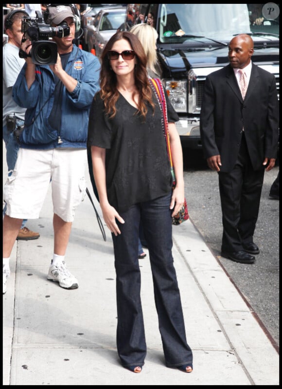 Julia Roberts arrivant sur le plateau du Late Show With David Letterman à New York, le 4 août 2010