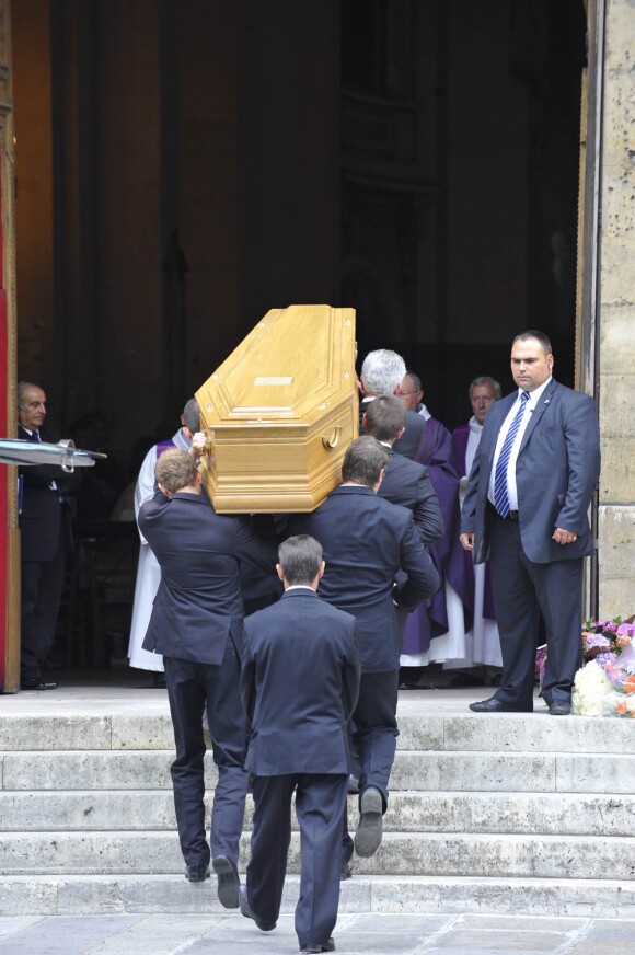 Les obsèques de Bruno Cremer, en l'église Saint-Thomas d'Aquin, dans le VIIe arrondissement de Paris, le 13 août 2010.