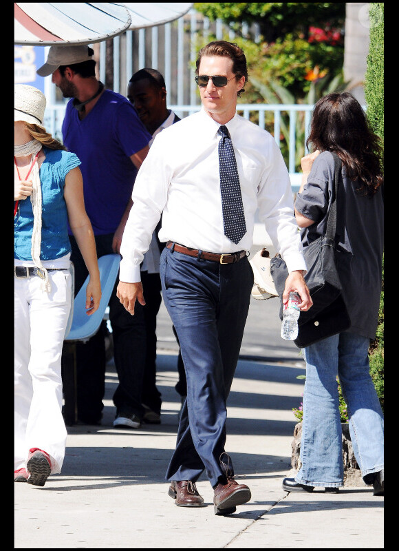Matthew McConaughey tourne le film The Lawyer Lincoln à Los Angeles, jeudi 12 août.