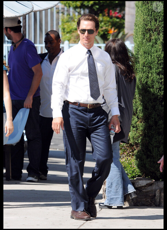 Matthew McConaughey tourne le film The Lawyer Lincoln à Los Angeles, jeudi 12 août.