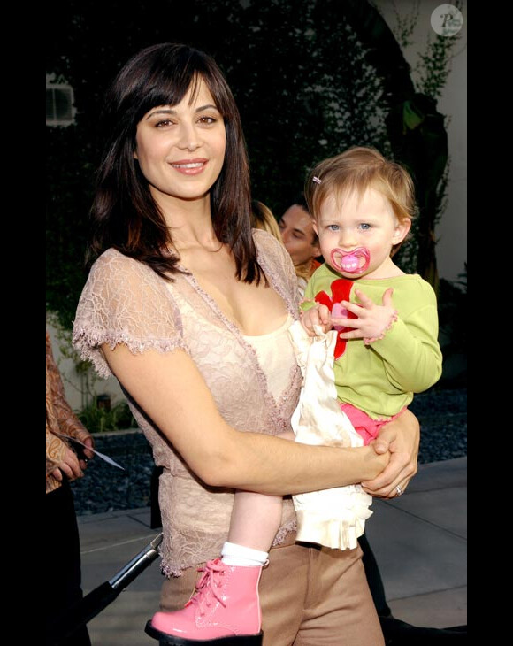 Catherine Bell et sa fille Gemma en décembre 2004