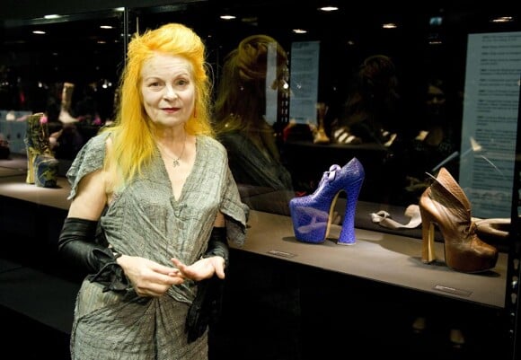Vivienne Westwood lors d'une exposition de chaussures à Londres le 25 août