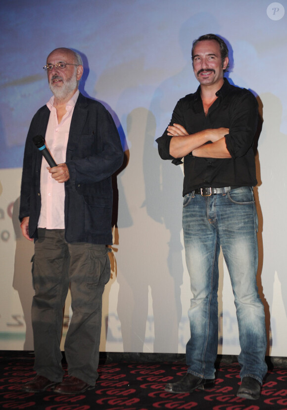 Bertrand Blier et Jean Dujardin lors de l'ouverture du festival du film francophone d'Angoulême le 25 août 2010
