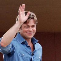 Brad Pitt : Séparé de sa douce, il se transforme en chef de chantier... So sexy !