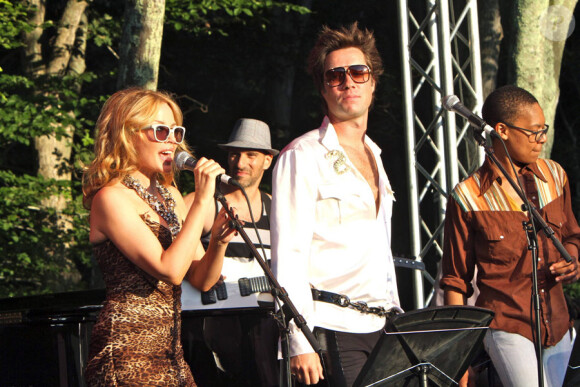 Kylie Minogue et Rufus Wainwright au Watermill Summer Concert : Last Song of Summer à New York, le 28 août 2010