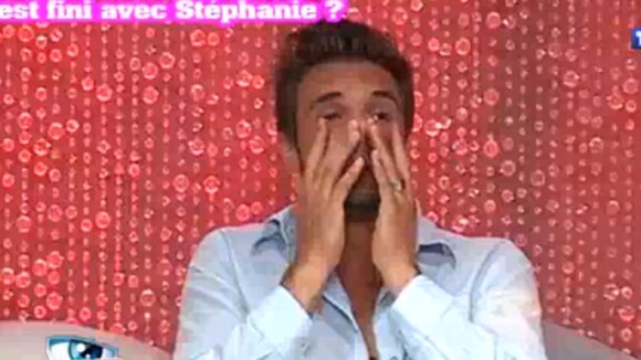 Secret Story 4 : Maxime s'effondre en larmes... largué par Stéphanie ?