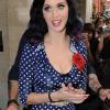 Katy Perry à la sortie de son hôtel à Londres