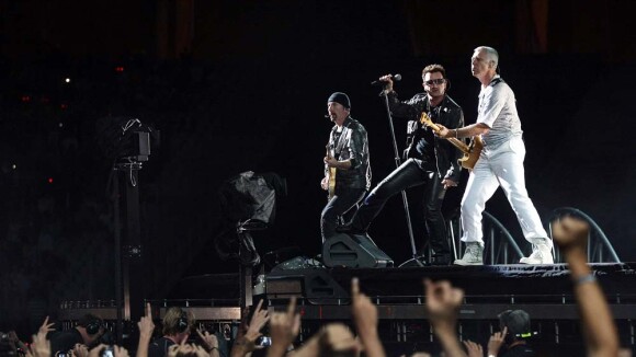 U2 en Turquie : Bono fait un chouette cadeau au Premier ministre !