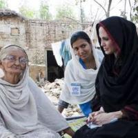 Angelina Jolie, en mission au Pakistan, s'élève contre le pasteur qui veut brûler le Coran !