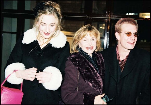 Julie et Guillaume Depardieu avec leur mère Elisabeth
