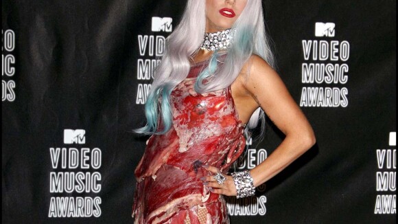 Lady Gaga : Que va devenir sa robe de viande ?