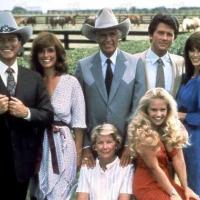 Dallas le retour : Qui sera le fils du terrible JR dans le revival de la série ?