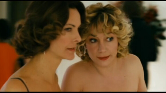 Julie Depardieu et Carole Bouquet jouent les prostituées dans "Libre échange" !