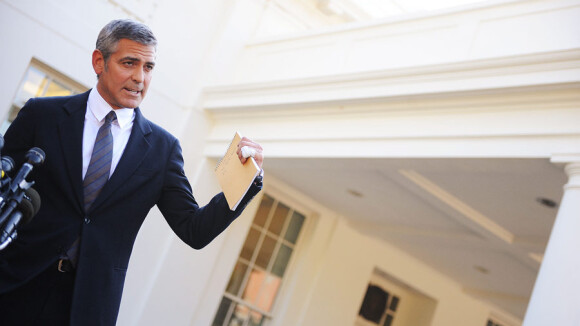 George Clooney : Engagé et légèrement blessé aux côtés de Barack Obama !