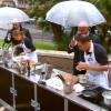 A Rome, les candidats doivent cuisinier sous la pluie dans Masterchef