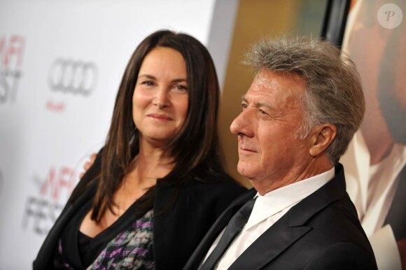 Dustin Hoffman et sa femme Lisa Gottsegen lors de l'avant première du film Barney's Version à l'AFI Fest 2010 de Los Angeles