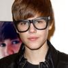 Justin Bieber signe son autobiographie au centre commercial The Grove de  Los Angeles, dimanche 31 octobre.