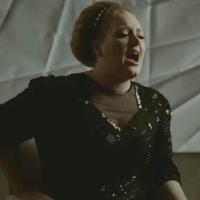 Adele : Sa voix d'or revient avec l'impressionnant "Rolling in the deep" !