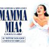 La comédie musicale Mamma Mia ! a pris ses quartiers au théâtre Mogador, à Paris.