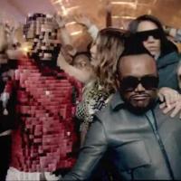 Fergie et les Black Eyed Peas jouent avec leur image dans le clip de The Time !