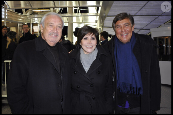 Jean-Pierre Foucault, Liane Foly et Marcel Campion ont inauguré le village de Noël, à Paris, le mercredi 24 novembre 2010.