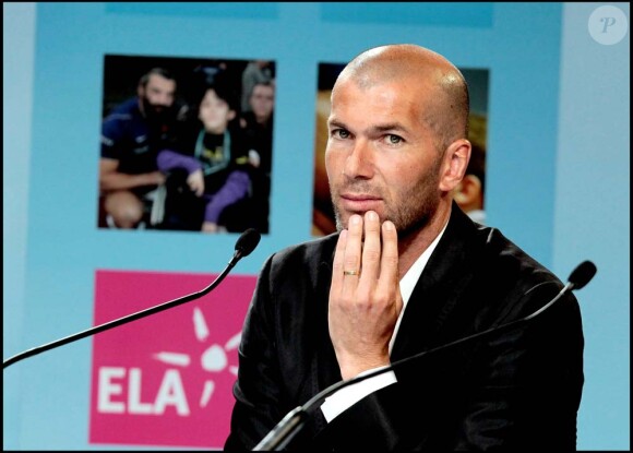 l'association ELA, parrainée par Zinedine Zidane a récolté 6,5 millions en 2009. Le magazine Capital note les nets progrès de l'association qui "jusqu'alors trop portée sur l'épargne (...) a dépensé cette année la totalité de ces ressources."