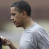 Barack Obama se blesse durant un match de basketball, le 26 novembre 2010. Il va se faire soigner par le médecin de la Maison Blanche.