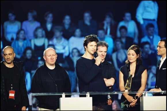 Serge Teyssot-Gay, Bertrand Cantat, Jean-Paul Roy et Denis Barthe de Noir Désir lors des Victoires de la musique, le 10 mars 2008.