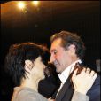 Jean-Jacques Bourdin à la soirée de remise du prix Philippe Caloni avec  sa femme. 
