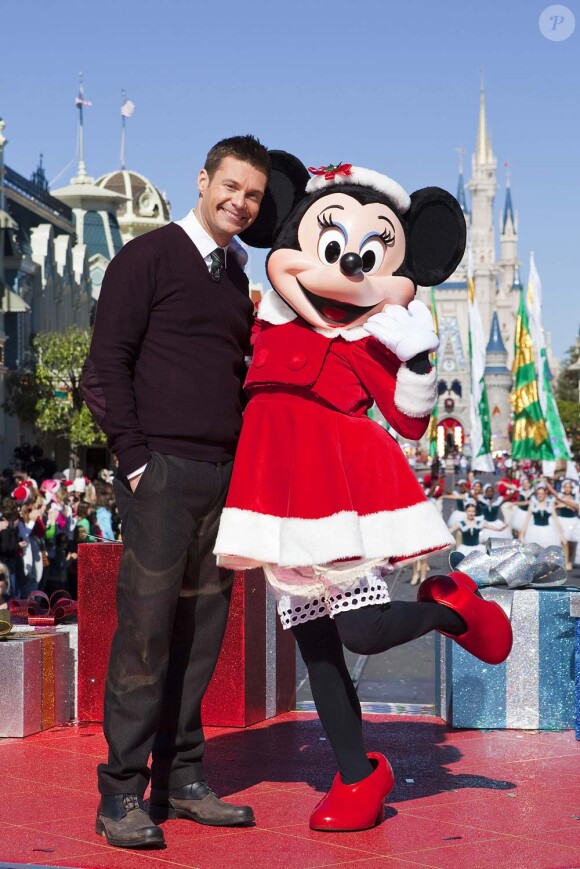 Enregistrement de la parade de Noël des Parcs Disney à Disney World en Floride, le 3 décembre 2010 : Ryan Seacrest
