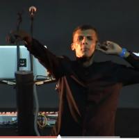 Stromae : Découvrez-le acclamé aux Trans Musicales de Rennes, avec Arno !