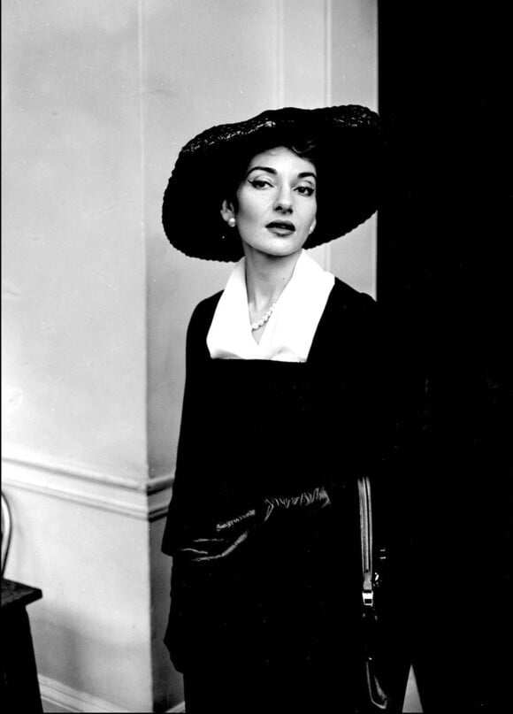 Maria Callas : Les circonstances du déclin de sa voix et de sa mort, survenue en septembre 1977, ont reçu en décembre 2010 un nouvel éclairage avec le dévoilement des recherches de deux médecins italiens.