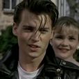 Amy Locane avec Johnny Depp dans le film  Cry-Baby  de John Waters en 1990
