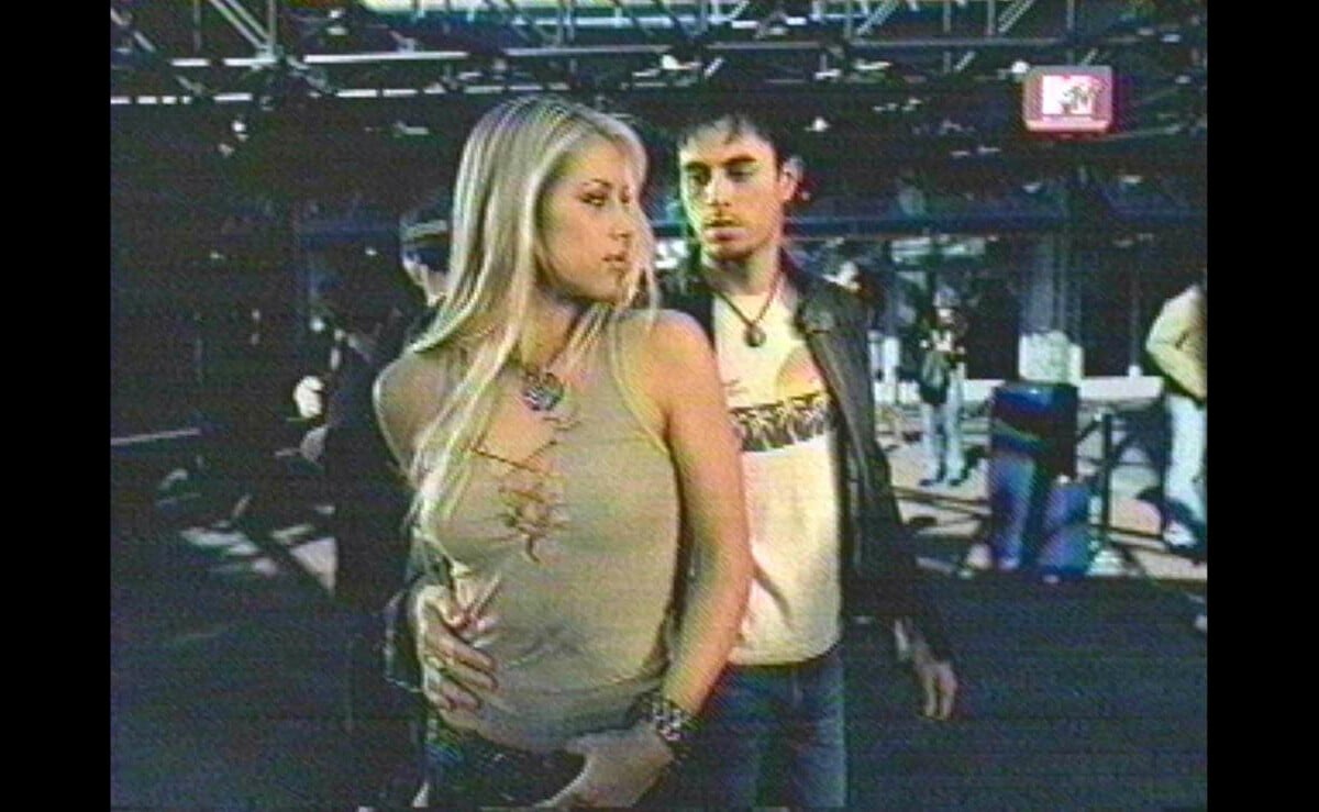 Photo Anna Kournikova et Enrique Iglesias dans le clip Escape