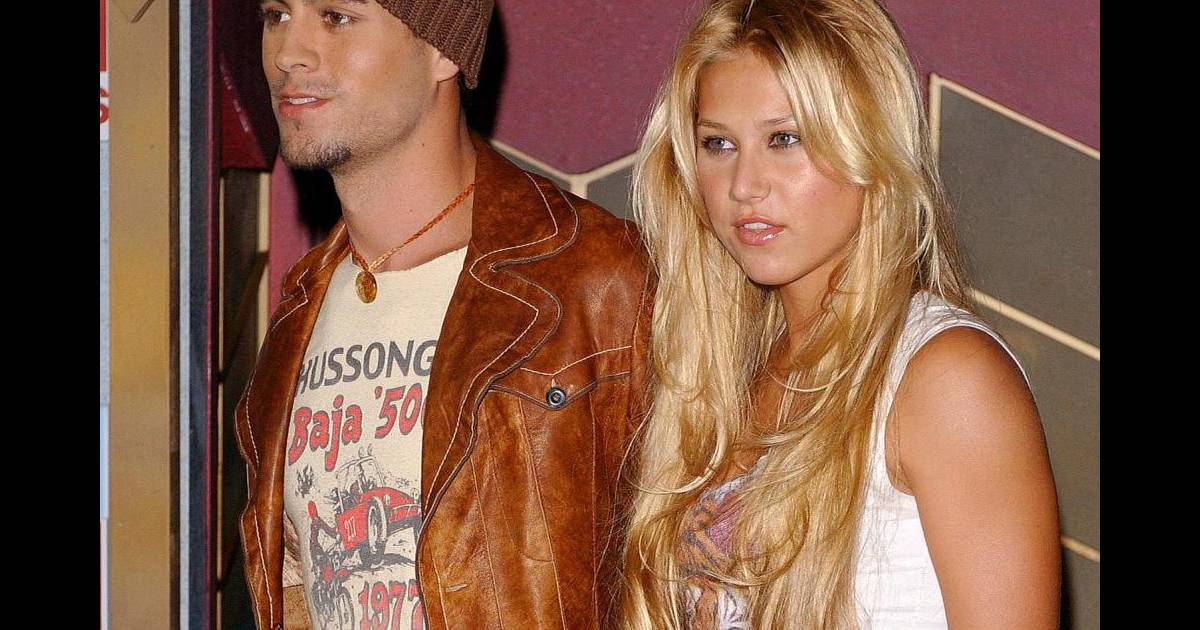 Anna Kournikova et Enrique Iglesias aux MTV VIdeo Music ...