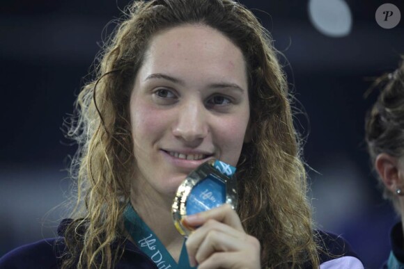 La nageuse française Camille Muffat, médaille d'or du 200m nage libre lors des championnats du Monde en petit bassin, à Dubaï, le 19 décembre 2010.