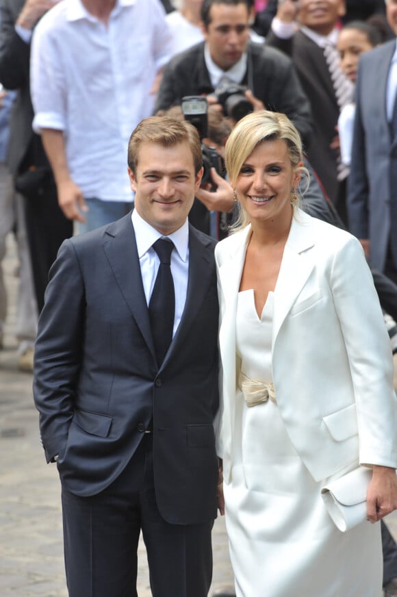 La présentatrice du JT de TF1 Laurence Ferrari et son mari Renaud Capuçon ont accueilli leur premier enfant, Elliott né au début du mois de novembre.﻿