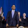 Barack Obama signe la fin du "Don't ask don't tell" au ministère de l'Intérieur, à Washington, le 22 décembre 2010