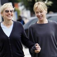 Ellen DeGeneres et Portia de Rossi jouent les touristes amoureuses à St-Barth' !