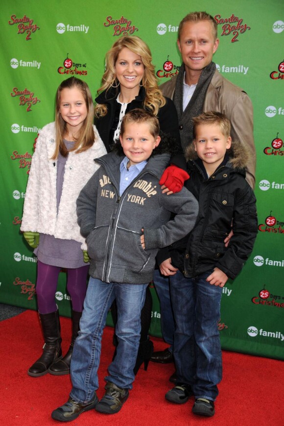 Candace Cameron Bure et sa famille à New York le 7décembre 2009.