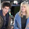 Andrew Garfield et la jolie Emma Stone sur le tournage de Spider-Man 3D, à Los Angeles, en janvier 2011.