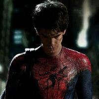 Découvrez Andrew Garfield dans son costume seyant de... Spider-Man !