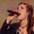 Zaz chante  Je veux  sur le plateau des NRJ Music Awards 2011.