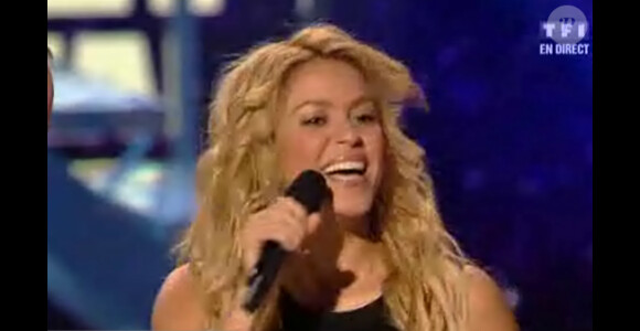Shakira, grande star de la soirée, remporte le trophée de la Chanson internationale de l'année avec Waka Waka.