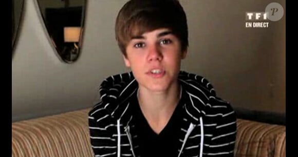 Justin Bieber adresse un message à ses fans : il est la Révélation internationale de l'année.