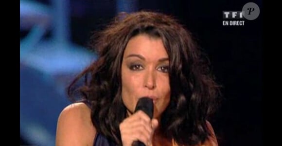 Jenifer remporte le prix de l'Artiste féminine francophone de l'année aux NRJ Music Awards 2011.