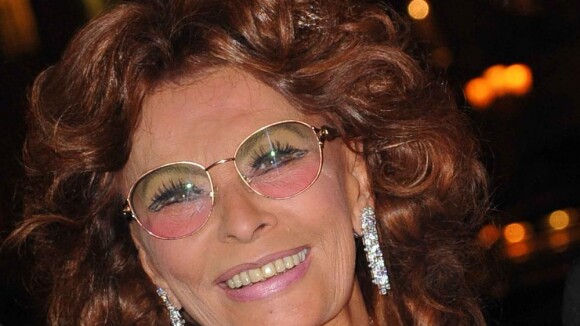 Sophia Loren et Asia Argento mettent Paris à l'heure italienne pour Armani !