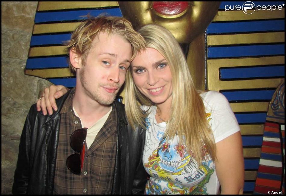 Macaulay Culkin et Irene Lopez au club Bagdad, à Barcelone ...
