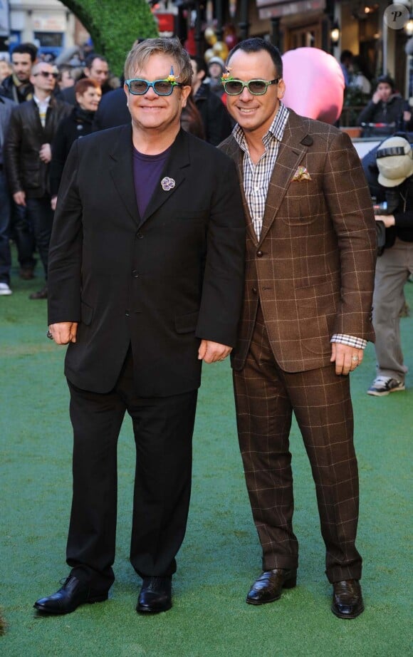 Elton John et David Furnish, Londres, le 30 janvier 2011