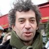 Eric Elmosnino, lors de son arrivée au Fouquet's, sur les Champs-Elysées, à Paris, pour le déjeuner des nominés des César 2011, le 5 février 2011.